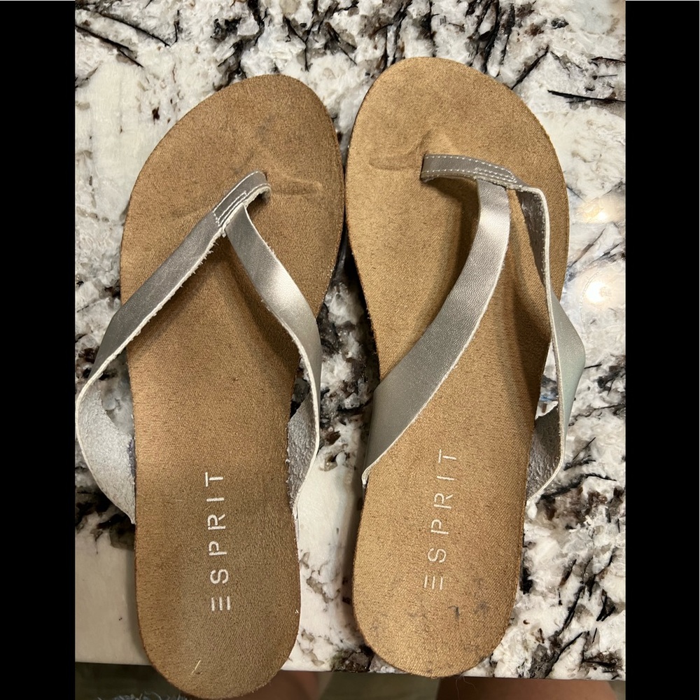 Esprit flip flops.